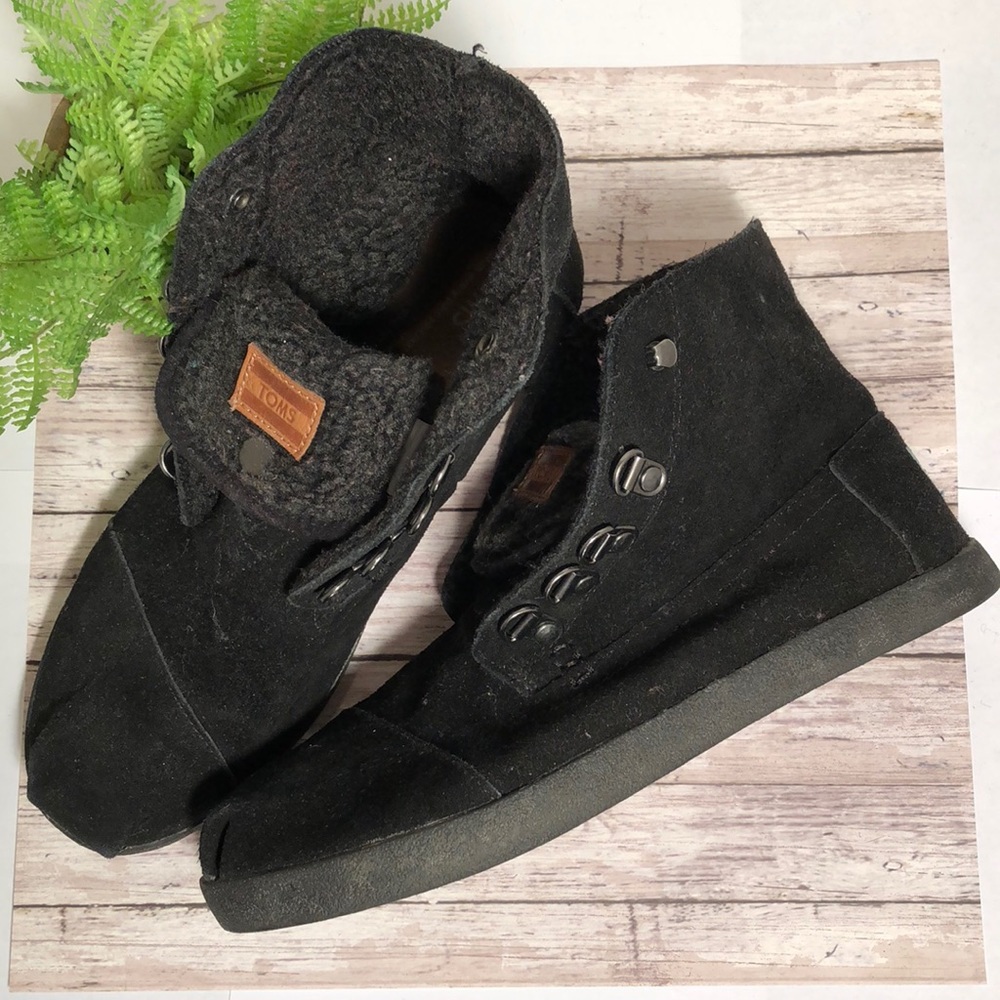 Toms Suede Ankle Boots